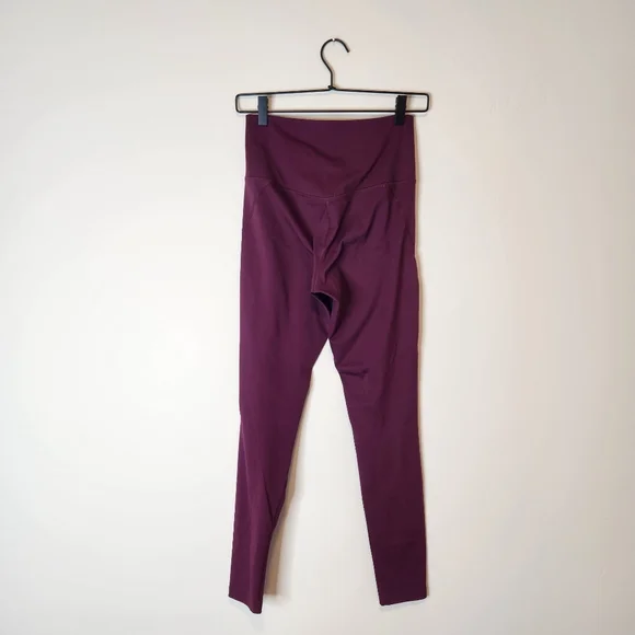 Girlfriend Collective Compressive High Rise 7/8 Leggings Plum Purple Size Small - Picture 3 of 7